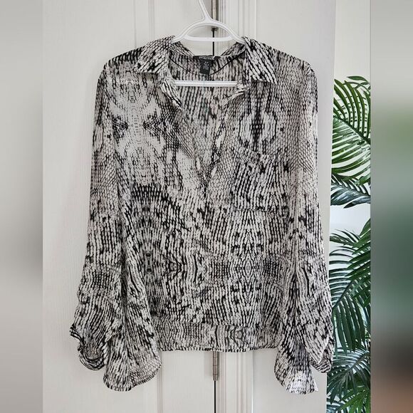 Kenneth Cole Reaction  Patterned Blouse - Picture 1 of 5